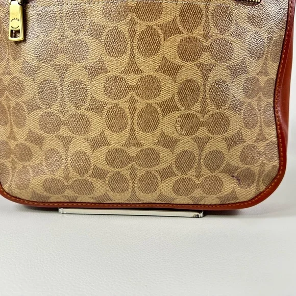 Pre-Owned Women’s Coach Chaise Signature Canvas Sling Contrast Trim Leather Bag - Picture 4 of 14